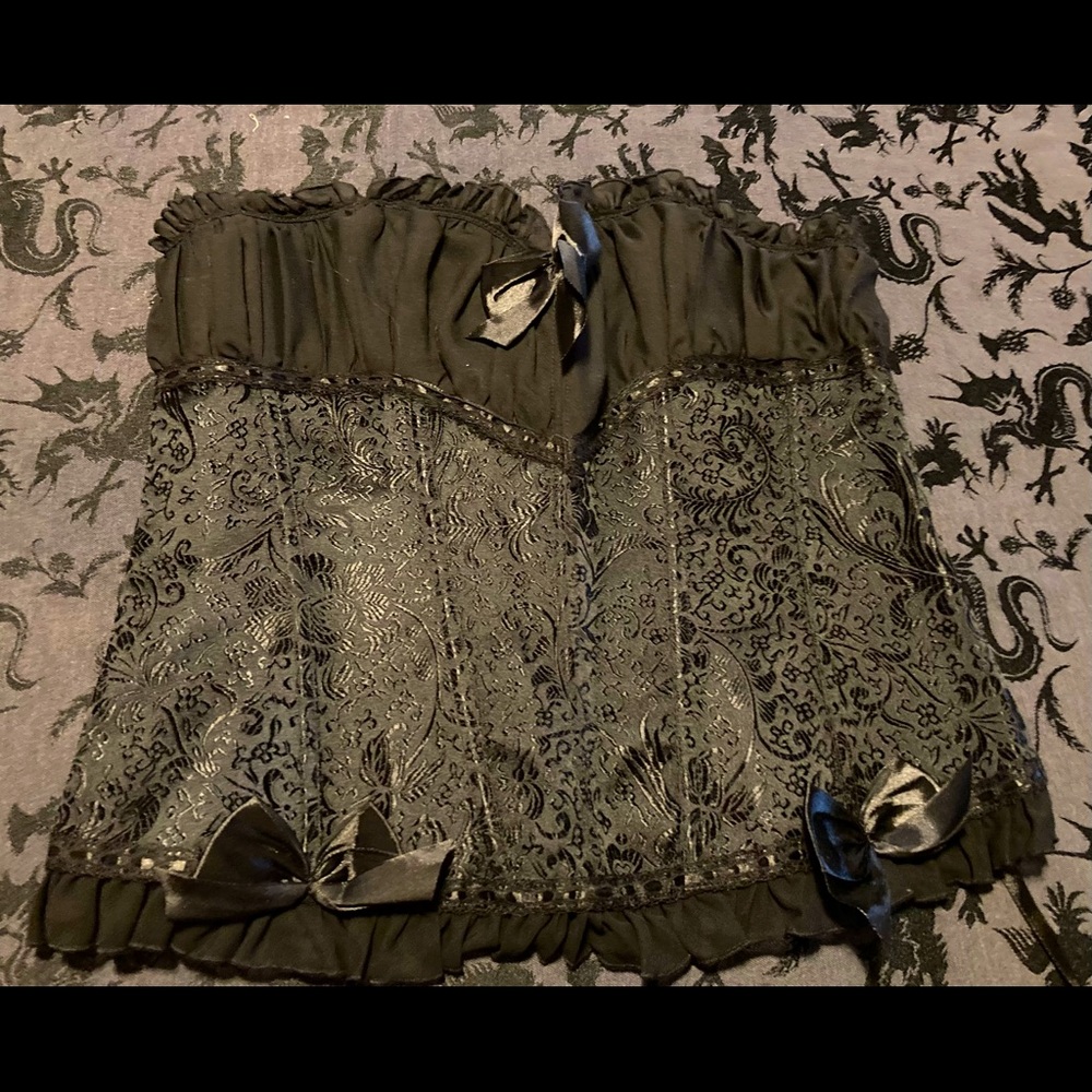 Beautiful Victorian style over-bust corset L/XL